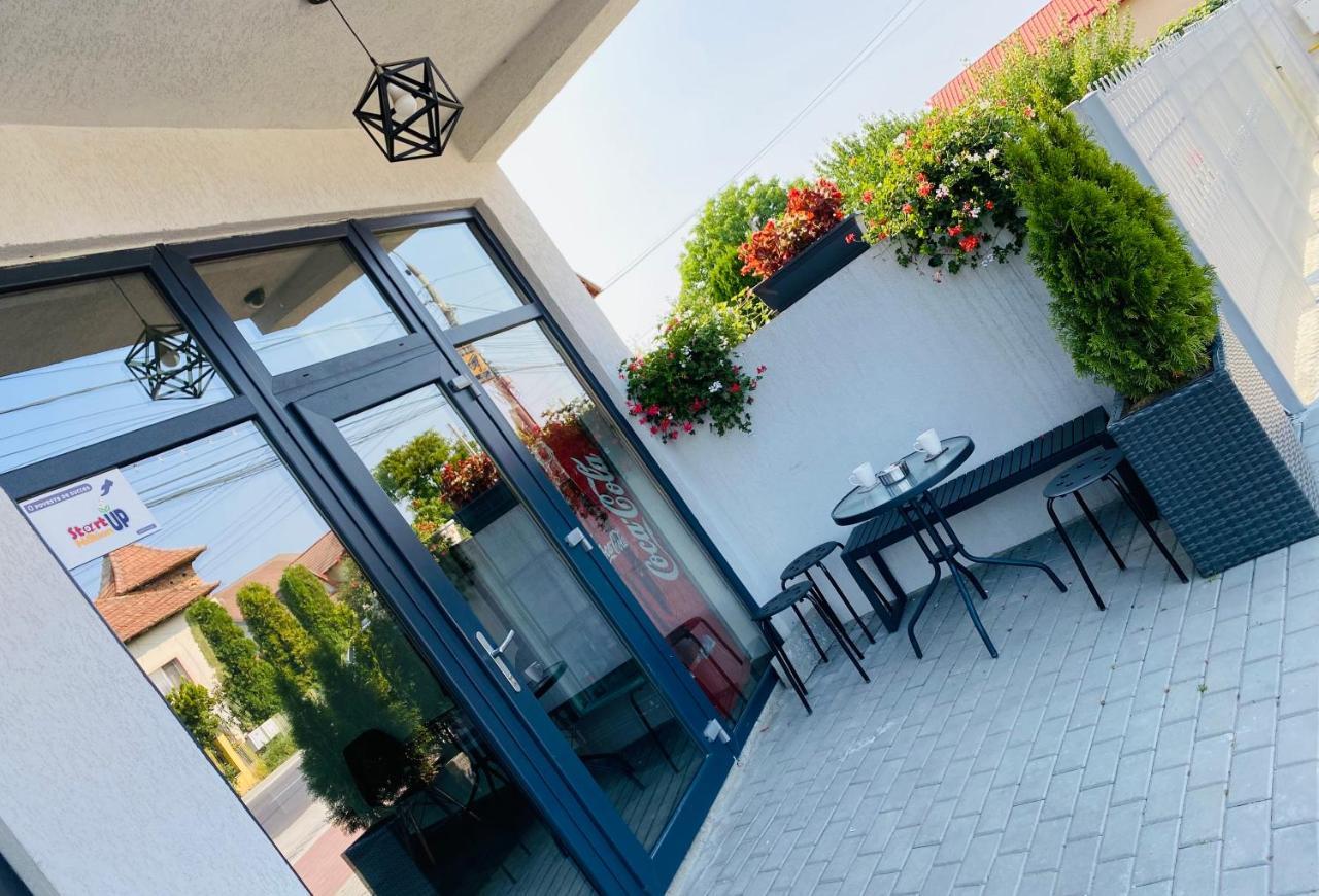 Four Homestay Curtea De Arges